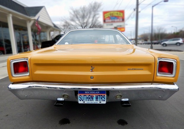 1969PlymouthRoadRunnerBahama5