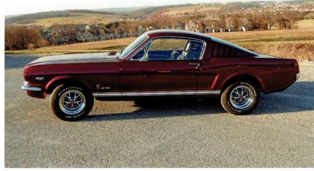 1965 Ford Mustang GT HIPO T5-12