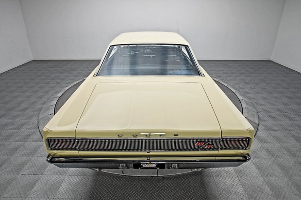 1967-Dodge-Coronet-R-T-fdgj14