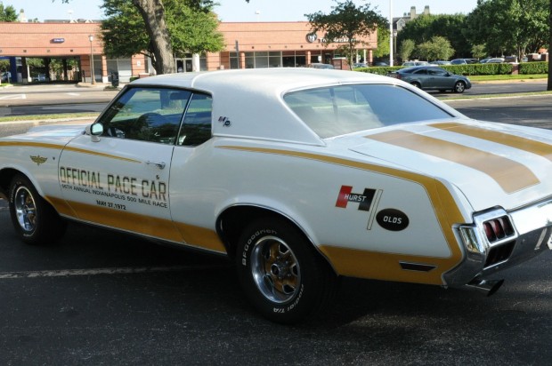 1972 Oldsmobile Cutlass-12