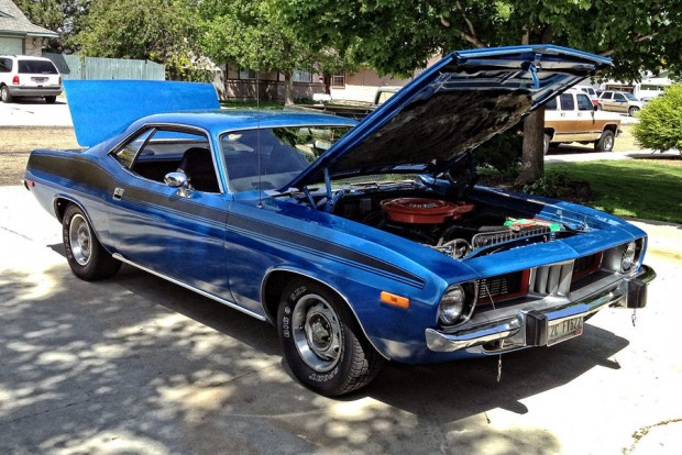 1973PlymouthBarracuda-1