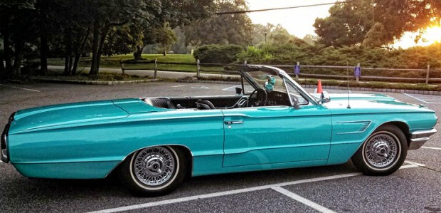 1965FordThunderbird-fg11