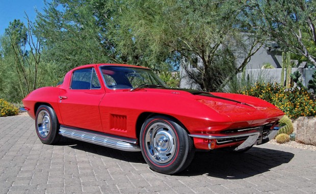 1967-Corvette-coupe-427-435-HP-Bloomington-Gold-fg121