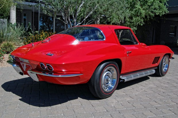1967-Corvette-coupe-427-435-HP-Bloomington-Gold-fg124
