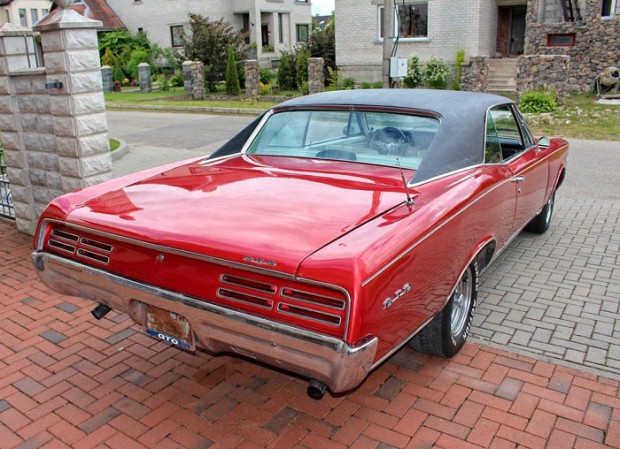 1967PontiacGTO-fgbl12