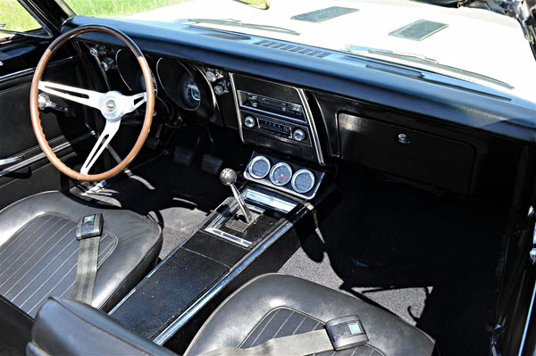 1967-Chevrolet-Camaro-RS-kjgdfsdfjhu12