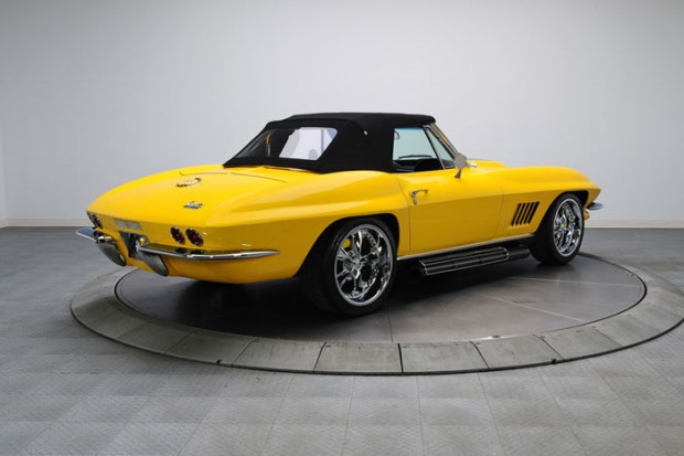 1967-Chevrolet-Corvette-StingRay-C2-fgjkgg12