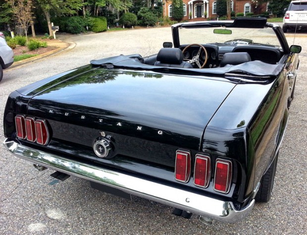 1969-Ford-Mustang-Convertible-RestoMod-fgjhg14324324