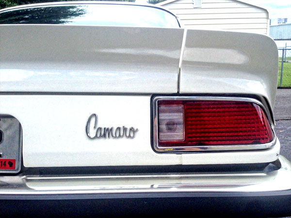 1974-Chevrolet-Camaro-Z28-jhg144