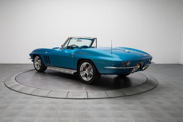 1965-Chevrolet-Corvette-Sting-Ray-LS7--12