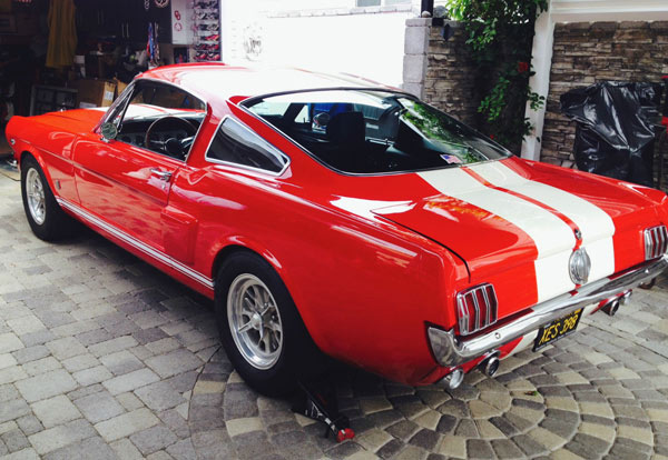 1965-Ford-Mustang-GT-Restomod-rgfklh14