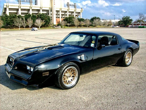 1981-Pontiac-Trans-Am-RESTOMOD-134654564