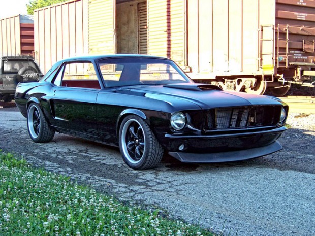 1968-Ford-Mustang-Custom-11