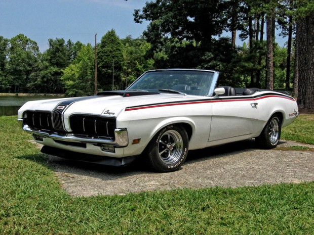 1970-Mercury-Cougar-XR-7-Convertible-11