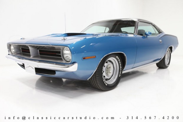 1970-Plymouth-Barracuda-440-Restored,-1