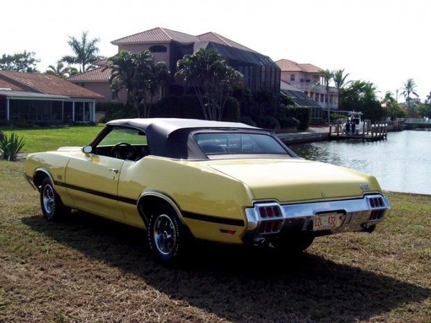 1972-Oldsmobile-442-Convertible-1