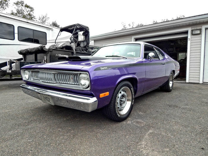 1972 Plymouth Duster Plum Crazy 3401
