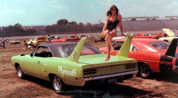 Retro-Muscle-Cars-Girls-By-Dave-Pomerleau-141
