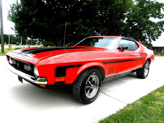 1971-Ford-Mustang-Mach-1-11