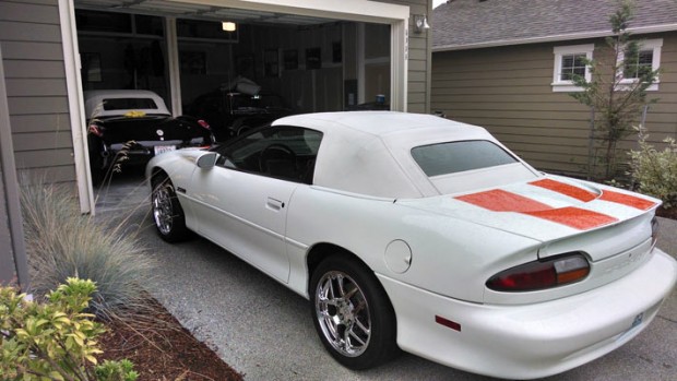 1997-Chevrolet-Camaro-Z28-30th-Anniversary-Edition--12