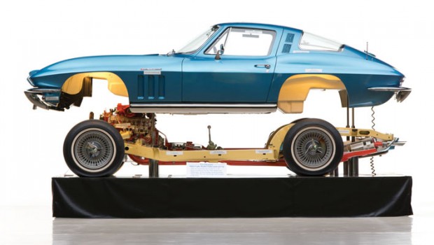 1965-Fuel-Injection-Corvette-Working-Cutaway