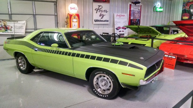 1970-Plymouth-SUPERBIRD-426-HEMI-13