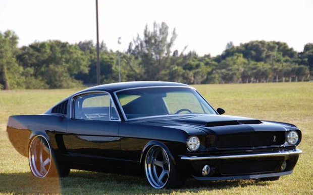 1965-Ford-Mustang-Fastback-Sema-Show-1
