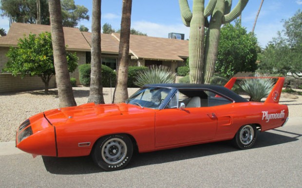 1970-Plymouth-Road-Runner-SUPER-BIRD-11