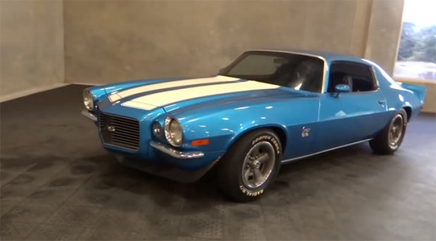 1972-Chevrolet-Camaro-SS-360-view