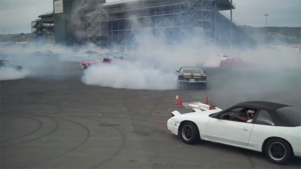 World-Record-for-Most-Cars-Performing-Donuts