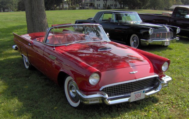 1957_Ford_Thunderbird-6rty