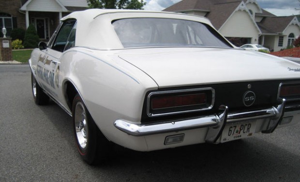 1967-Chevrolet-Camaro-PACE-CAR-13