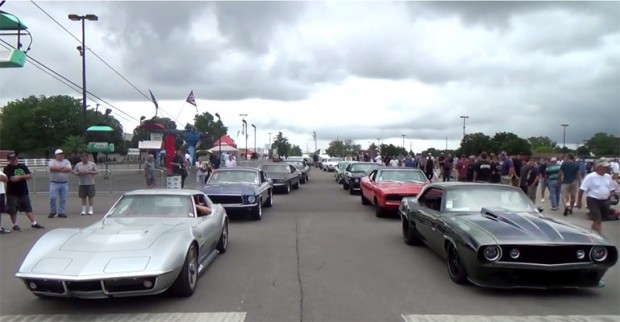 2015-Goodguys-Street-Machine-of-the-Year-Parade