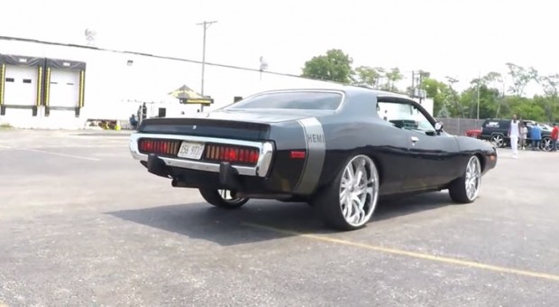 Dodge-Charger-Restomod-1