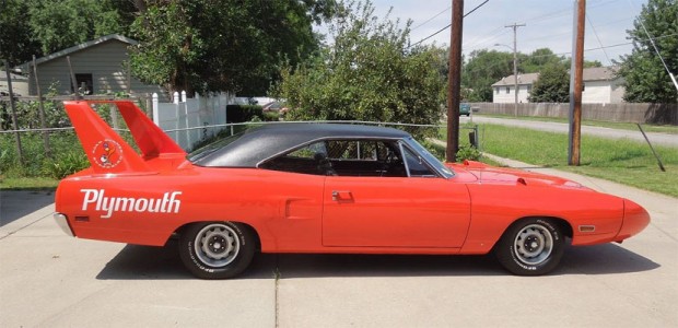 1970-Plymouth-Superbird-45654635