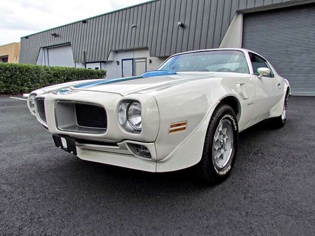 1971-Pontiac-Firebird--12