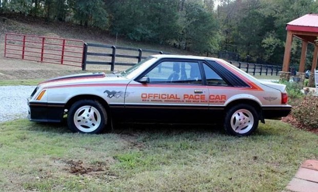 1979-Ford-Mustang-Pace-Car-1564565767