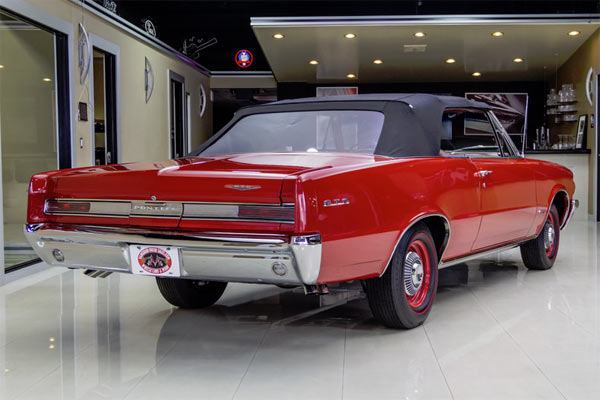 1964-Pontiac-GTO-154656567