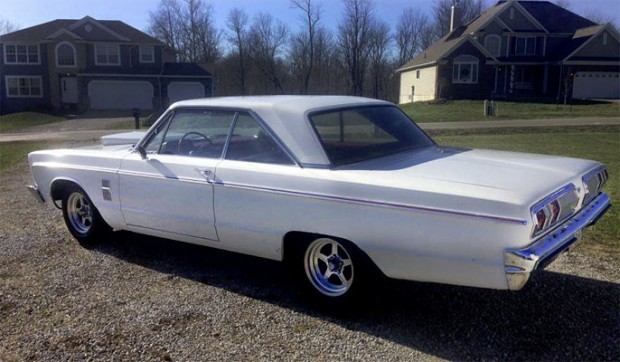 1966-Plymouth-Fury-III-1243