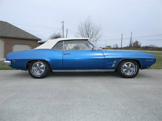 1969-Pontiac-Firebird-12