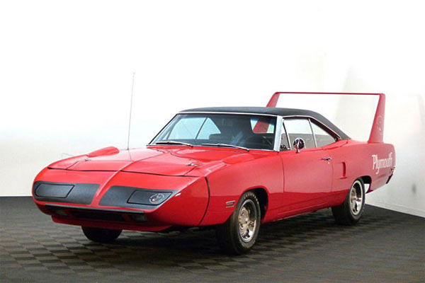 1970-Plymouth-Road-Runner-Superbird-12