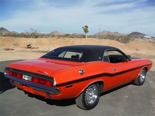 1970-Dodge-Challenger-RT-426-146