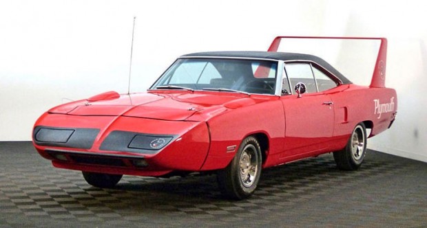 1970-Plymouth-Road-Runner-Superbird-56745431435