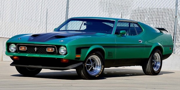 1971-Ford-Mustang-Mach-1-Fastback-5