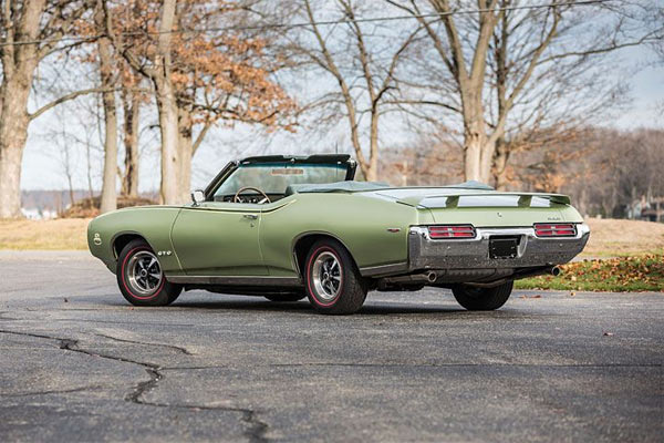 http://www.auctionsamerica.com/events/feature-lots.cfm?SaleCode=FL16&ID=r00785