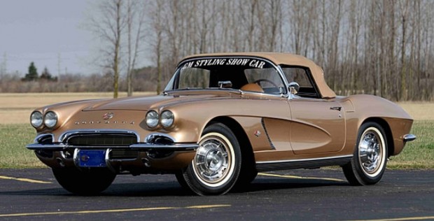 1962-Chevrolet-Corvette-65781