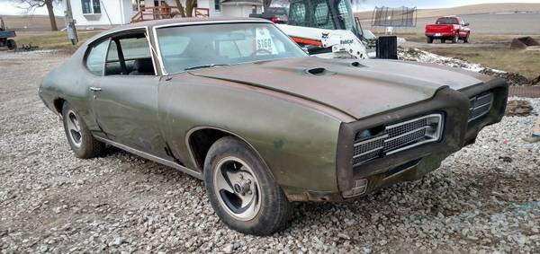 1969-Pontiac-GTO-2456456956