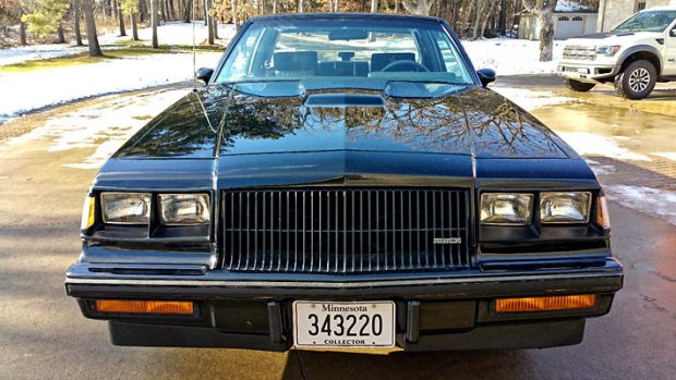 1987-Buick-Grand-National-145662