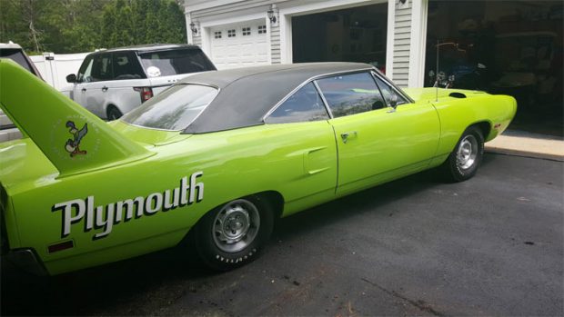 1970-Plymouth-Superbird-1345345435