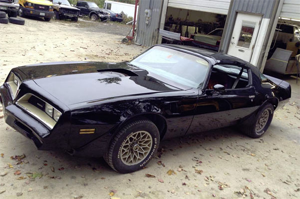 1977-Pontiac-Trans-AM-12